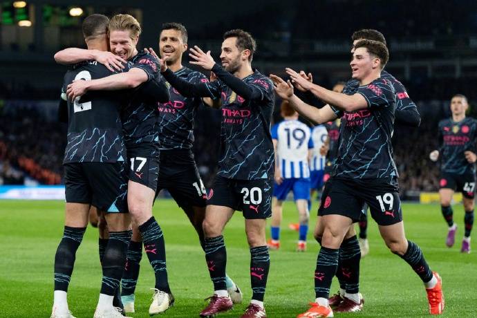 刘越：申花进攻变化少，斯卢茨基用人容易陷入“恶性循环”（刘越评申花：进攻变化不足，斯卢茨基用人或陷入恶性循环）