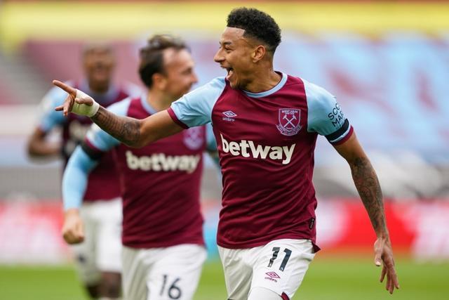 0-2不敌博洛尼亚，那不勒斯已经连续三场比赛被零封（0-2负于博洛尼亚，那不勒斯遭遇三连场零进球）