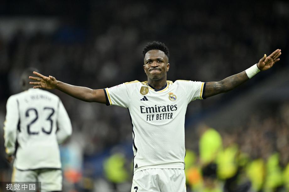 奥斯卡、巴尔加斯赛季前离队，武磊长期伤缺，但海港仍夺冠军（季前失去奥斯卡和巴尔加斯，武磊久伤缺阵，海港仍然问鼎冠军）