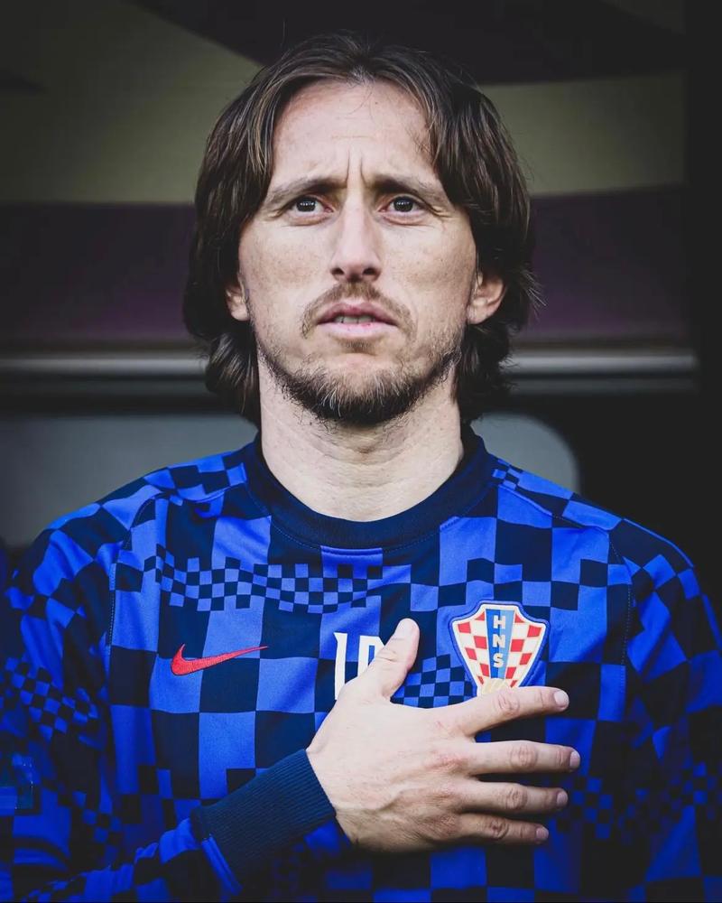 坎贝尔：我的速度不比范德芬慢，高速情况下我还能灵活移动（坎贝尔：速度不逊范德芬，高速奔跑我依旧灵活）