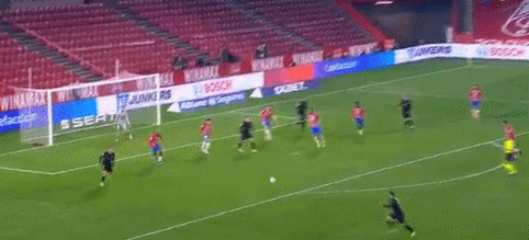 斯图里奇称萨拉赫处理方式不妥但理解其沮丧，加西亚批评时机不当（斯图里奇称萨拉赫处理不当但能理解其沮丧，加西亚质疑批评时机不合适）