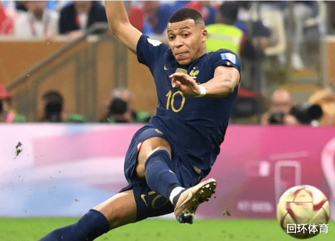 波特：帕奎塔能够挺过来很不容易；他在西汉姆联很开心（波特：帕奎塔挺过难关并不容易，他在西汉姆联过得很开心）